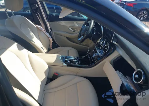 2016 Mercedes-Benz C 300 4Matic/Luxury 4Matic/Sport 4Matic из США, поврежденный, VIN 55SWF4KB1GU115585